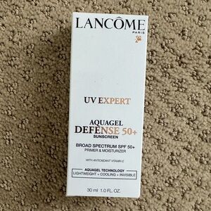 Lancome UV Expert Aquagel Defense Primer Moisturizer SPF 50